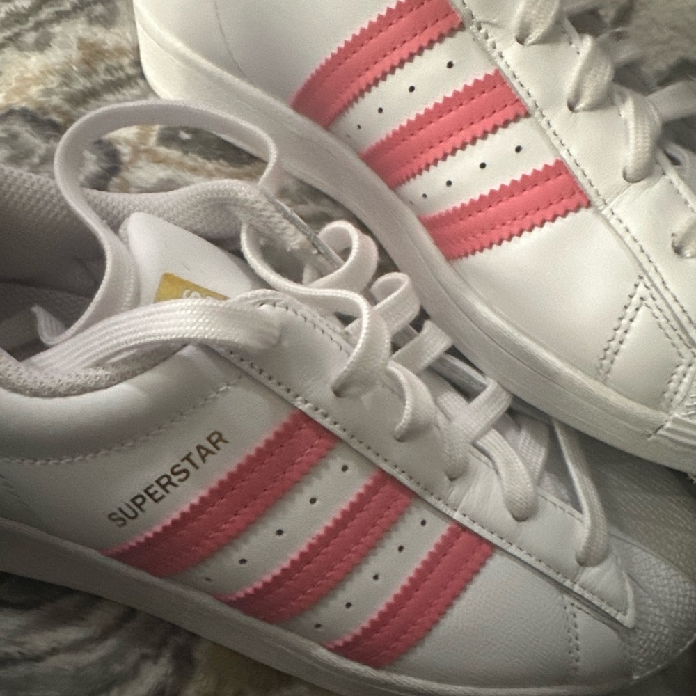 Pink Adidas Superstar Women’s